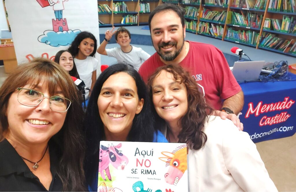 El Menudo Castillo 611 se celebró entre amigos en la Sala Juan Farias de la Biblioteca Municipal Luis de Góngora de Villaviciosa de Odón.