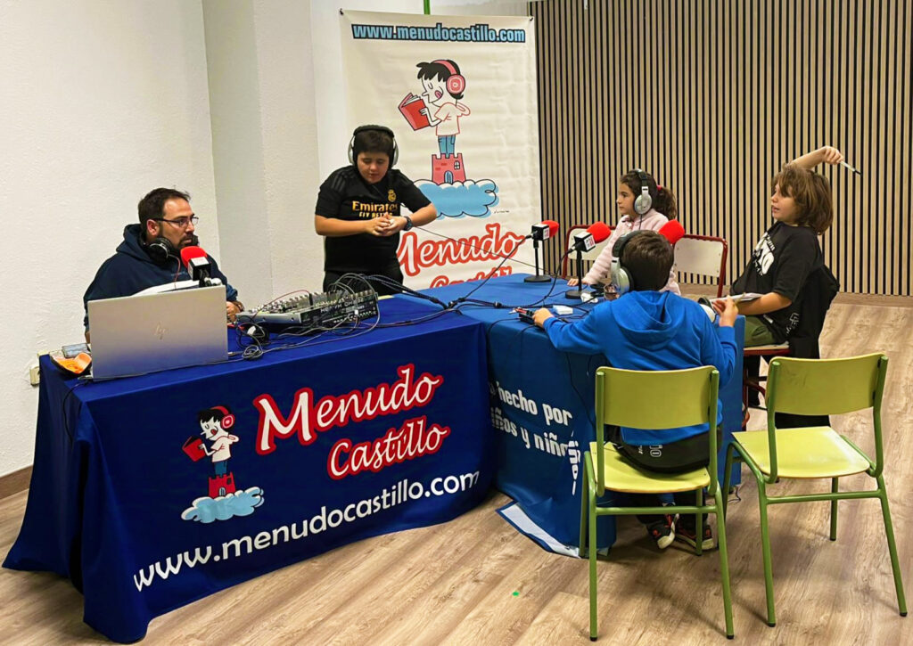 El Menudo Castillo 609 ha estado lleno de cavernícolas, amigos y héroes castigados.