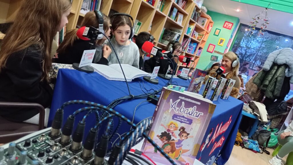 El Menudo Castillo 624 fue un programa de radio y literatura infantil fabuloso e increíble.