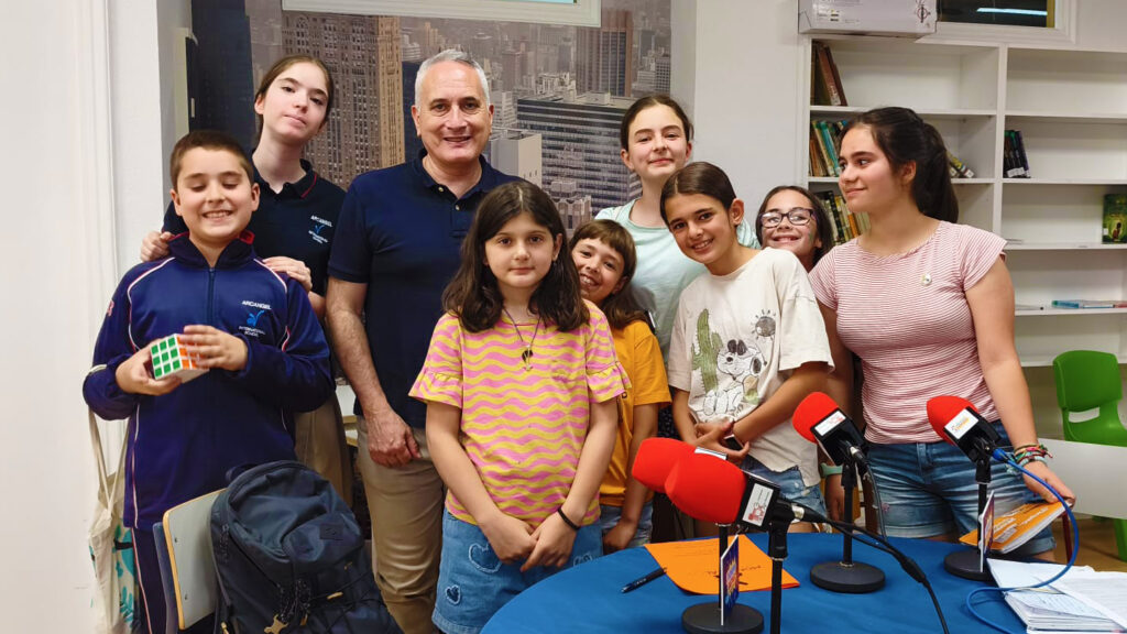 Fantasía en la radio con Paty Centella